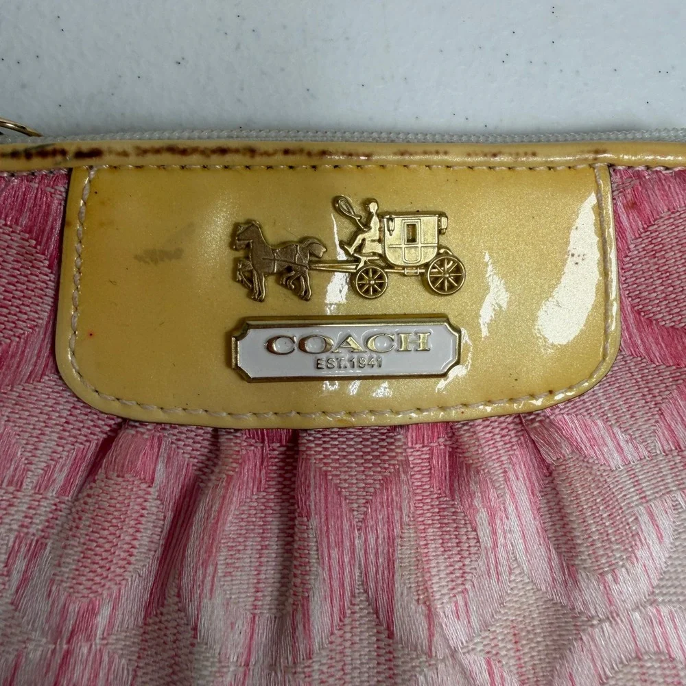 Y2K Coach Madison Op Art Pink Yellow Ombré Mini Wristlet 2009 Patent Leather